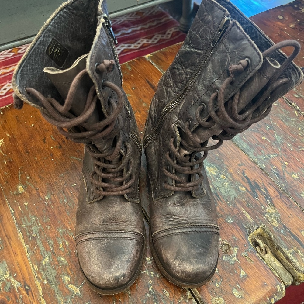 All Saints Spitalfields Distressed Leather Cap Toe Combat Boots size 37